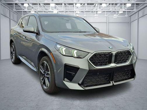 2025 BMW X2 xDrive28i