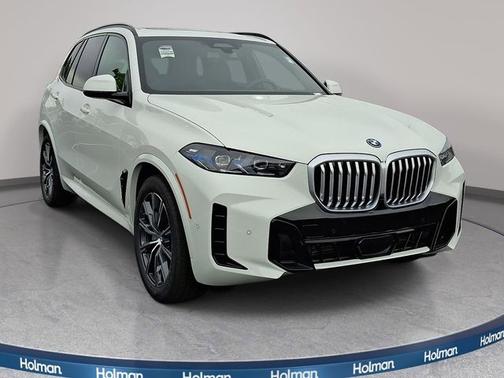 Alpine White 2026 BMW X5 xDrive50e
