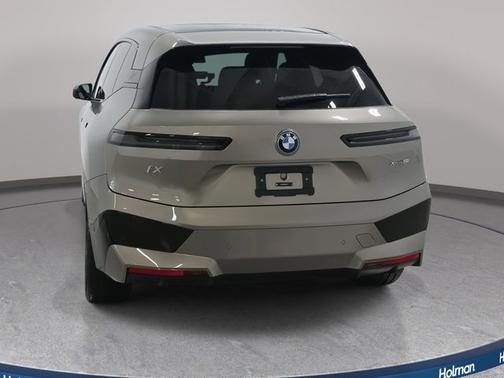 2025 BMW iX xDrive50