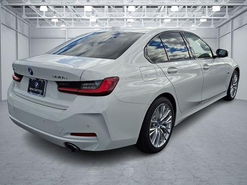2023 BMW 330e 330e xDrive