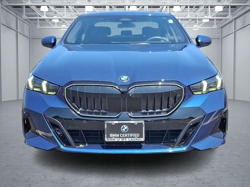 2025 BMW 530 530i xDrive