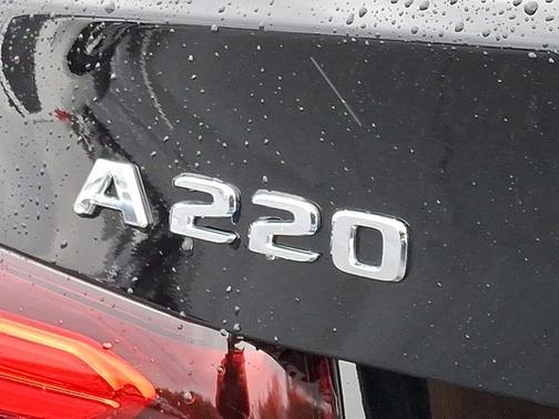 2022 Mercedes-Benz A-Class A 220