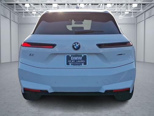 2026 BMW iX xDrive45