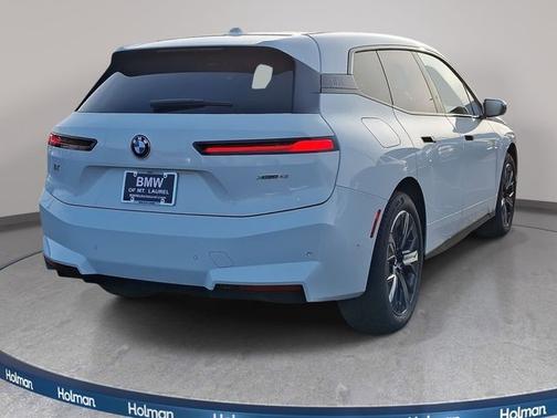 2026 BMW iX xDrive45