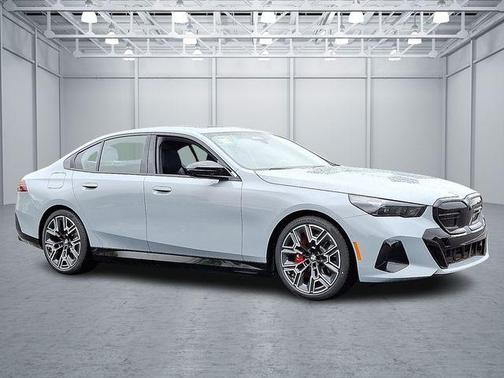 2025 BMW i5 M60