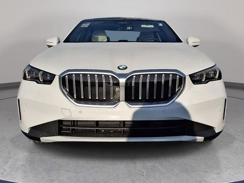 2026 BMW 530 530i xDrive