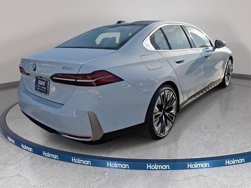 2026 BMW 530 530i xDrive