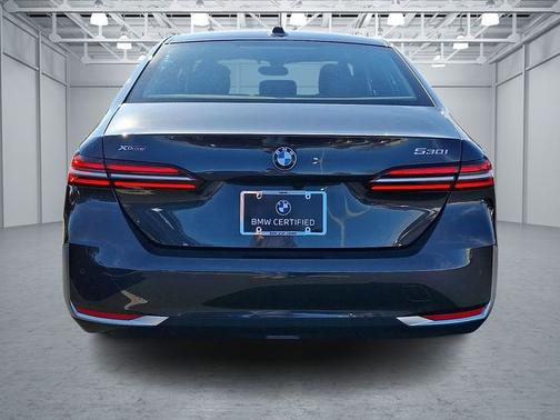 2025 BMW 530 530i xDrive