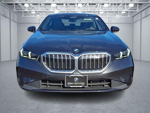 2025 BMW 530 530i xDrive