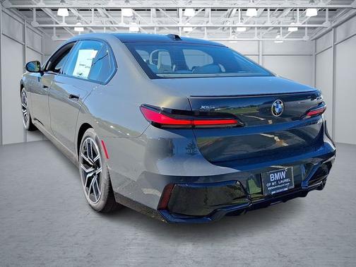 2026 BMW 740 740i xDrive