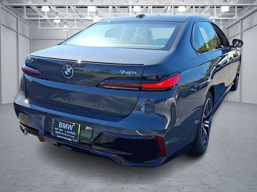 2026 BMW 740 740i xDrive