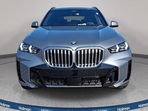 Gray Metallic 2026 BMW X5 xDrive40i