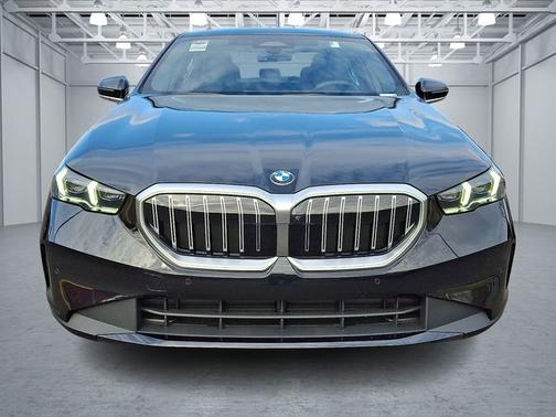 2026 BMW 530 530i xDrive