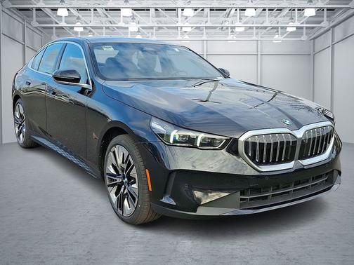 2026 BMW 530 530i xDrive