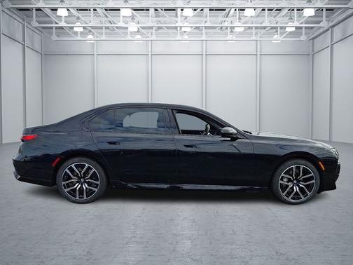 2024 BMW 760 760i xDrive