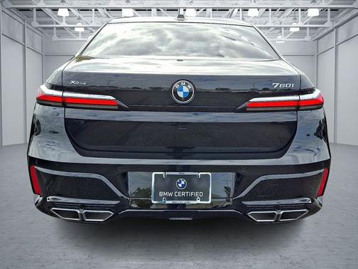 2024 BMW 760 760i xDrive