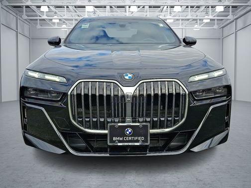 2024 BMW 760 760i xDrive