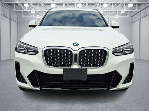 2023 BMW X4 xDrive30i