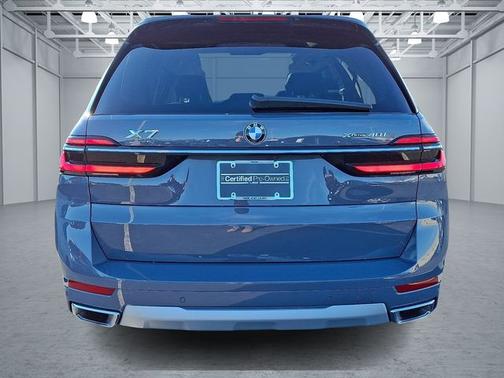2025 BMW X7 xDrive40i