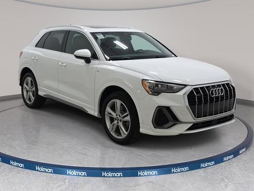 Ibis White 2020 Audi Q3 Premium S line