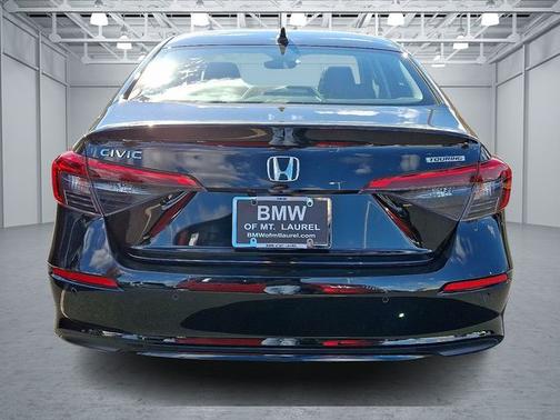 2022 Honda Civic Touring
