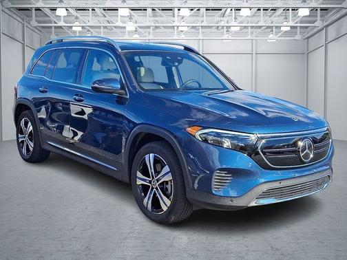 2023 Mercedes-Benz EQB 300 300