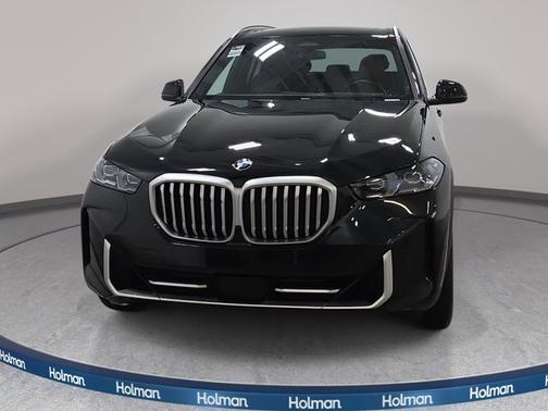Black Sapphire Metallic 2024 BMW X5 xDrive40i
