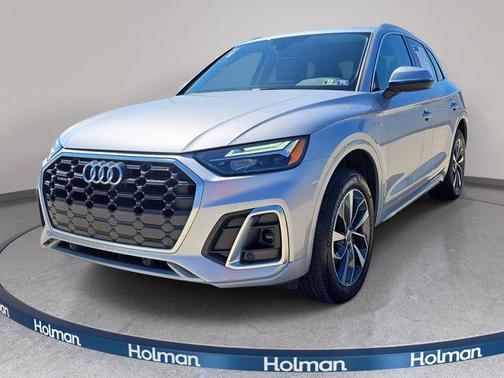 2022 Audi Q5 45 S line Premium