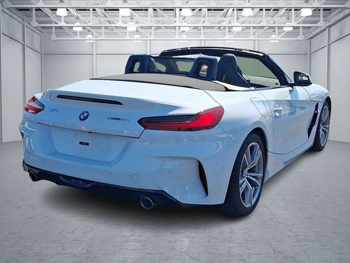 2025 BMW Z4 sDrive30i