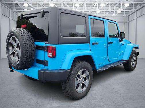 2017 Jeep Wrangler Unlimited Sahara