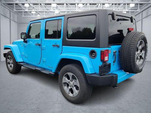 2017 Jeep Wrangler Unlimited Sahara