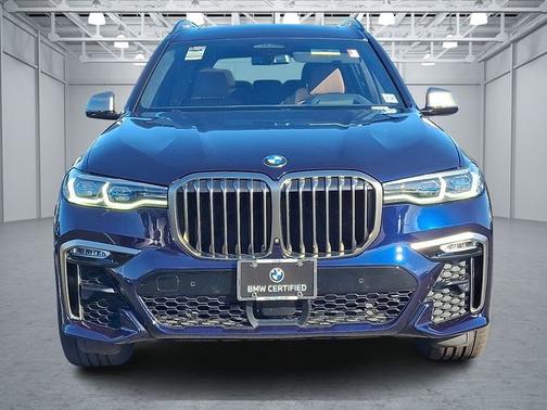 2022 BMW X7 M50i