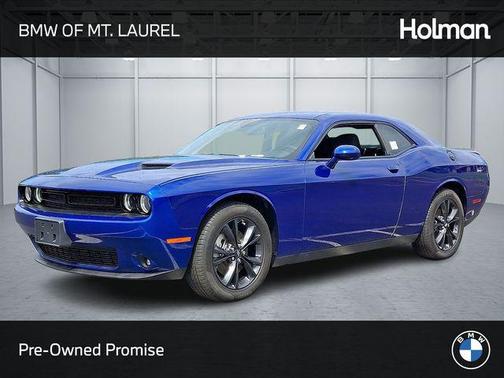 2022 Dodge Challenger SXT