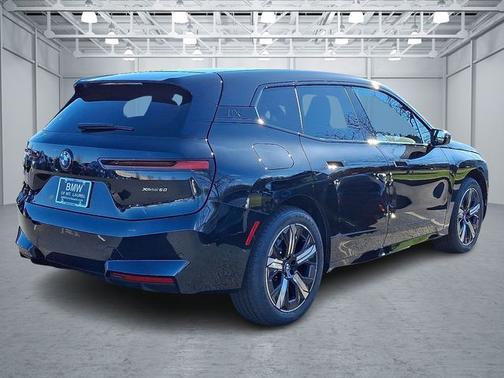 2026 BMW iX xDrive60