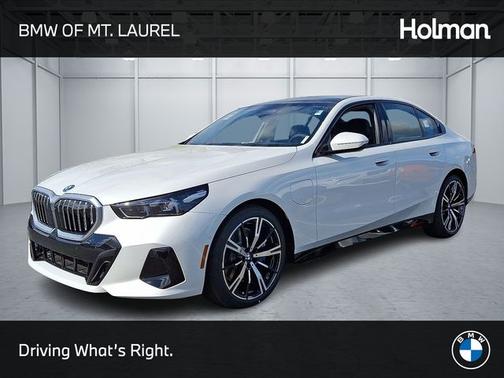 2026 BMW 550e 550e xDrive