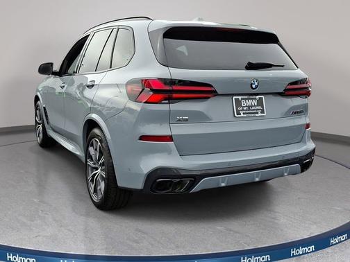 Brooklyn Grey Metallic 2026 BMW X5 M60i