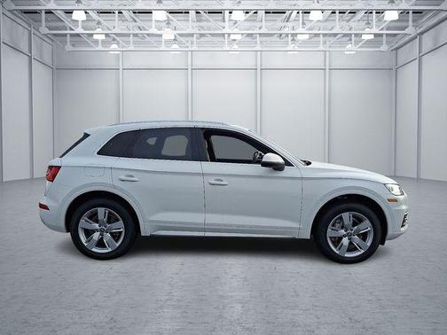 2019 Audi Q5 2.0T Premium Plus