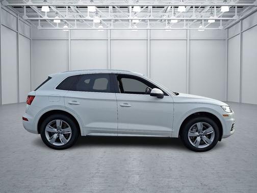 2019 Audi Q5 2.0T Premium Plus