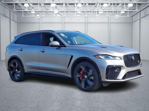 2022 Jaguar F-PACE SVR