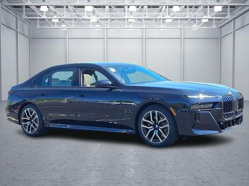 2025 BMW 740 740i xDrive