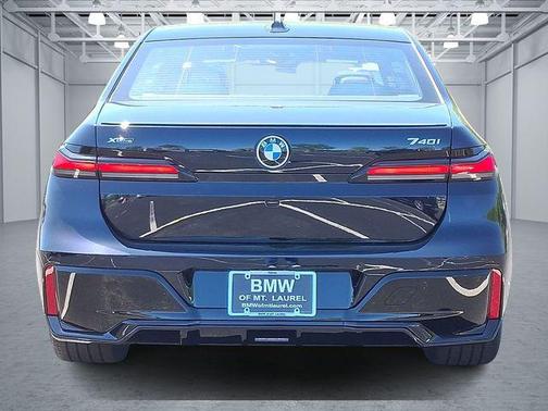 2025 BMW 740 740i xDrive