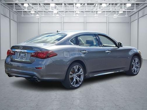 2016 INFINITI Q70L 3.7X