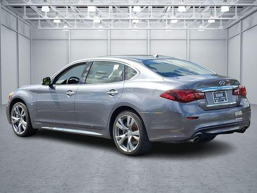 2016 INFINITI Q70L 3.7X