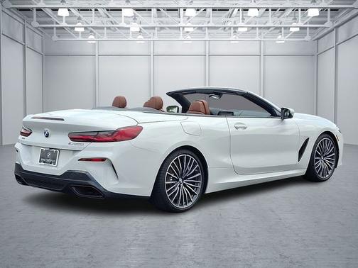 2022 BMW M850 M850i xDrive