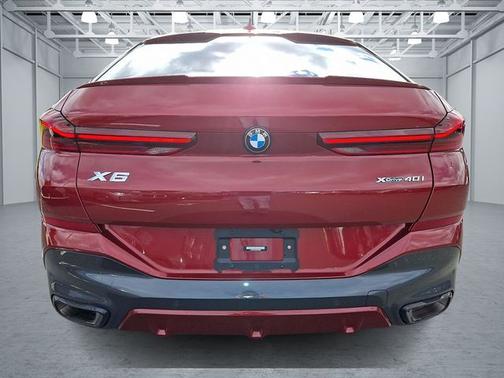 2023 BMW X6 xDrive40i