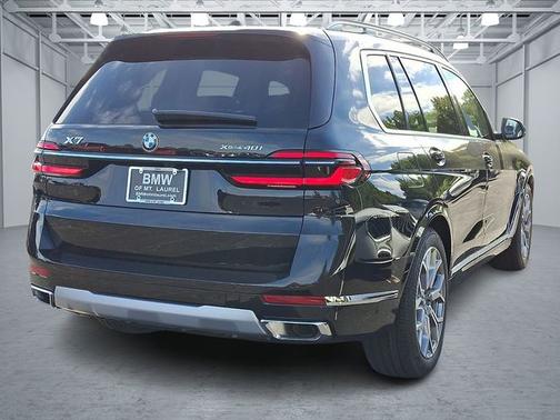 2026 BMW X7 xDrive40i