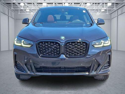 2023 BMW X4 xDrive30i