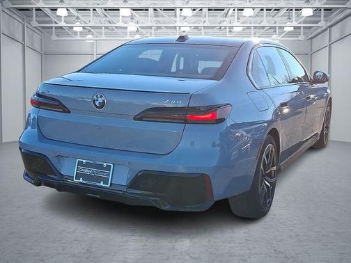 2025 BMW 740 740i xDrive