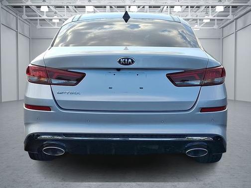 2020 Kia Optima SE