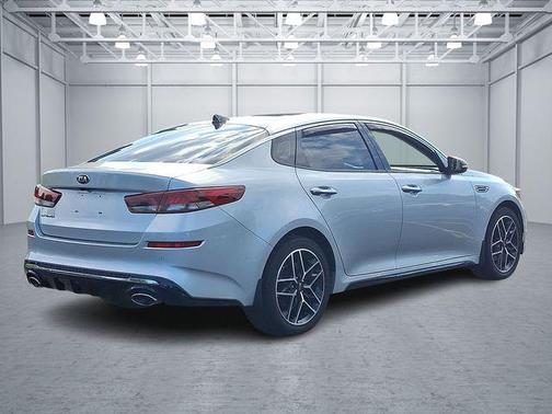 2020 Kia Optima SE